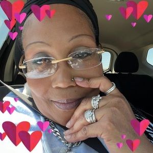 Meet your Posher, Karen